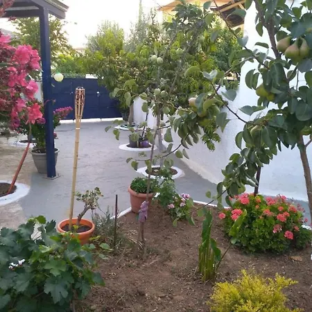 4 Seasons Paradise Near Athens Airport * Μαρκόπουλο